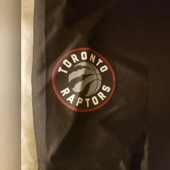 Mens Toronto Raptors Short - Picture 3 of 6